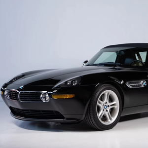 BMW Z8 2023 Usado en Buen Estado, Volante a la Izquierda, Asientos de Cuero, 5 Plazas, Euro III, Cámara Trasera, Origen Estadounidense, ESC, Sin ABS - Product Image 1