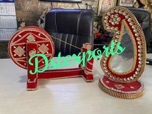 Décoration de pousse-pousse en bois multicolore peint à la main, décoration de mariage multicolore en bois - Product Image 3