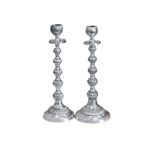 Juego de candelabros cónicos de aluminio de alta calidad de 2 piezas con acabado pulido brillante para decoración de iluminación - Product Image 1