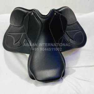 Selle de saut synthétique de haute qualité avec arbre en plastique léger et siège profond pour l'équitation professionnelle - Product Image 4