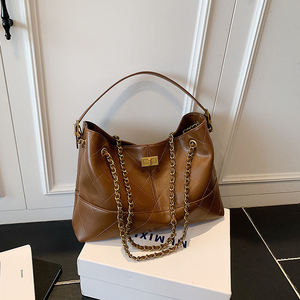 Fashion Women's Minimalist Crossbody Messenger <b>Bag</b> with Two Straps <b>Soft</b> Genuine <b>Leather</b> Polyester Lining for Business Casual Use - Product Image 4
