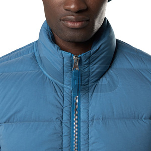 Chaqueta acolchada de invierno informal elegante sin mangas con cierre de cremallera Cuello alto Patrón sólido y logotipo personalizado - Product Image 4