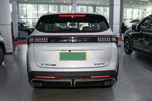 SUV Mediano Inteligente Centrado en la Familia, Diseño Espacioso con Distancia Entre Ejes de 2745 mm y Comodidad Diaria Práctica - Product Image 5