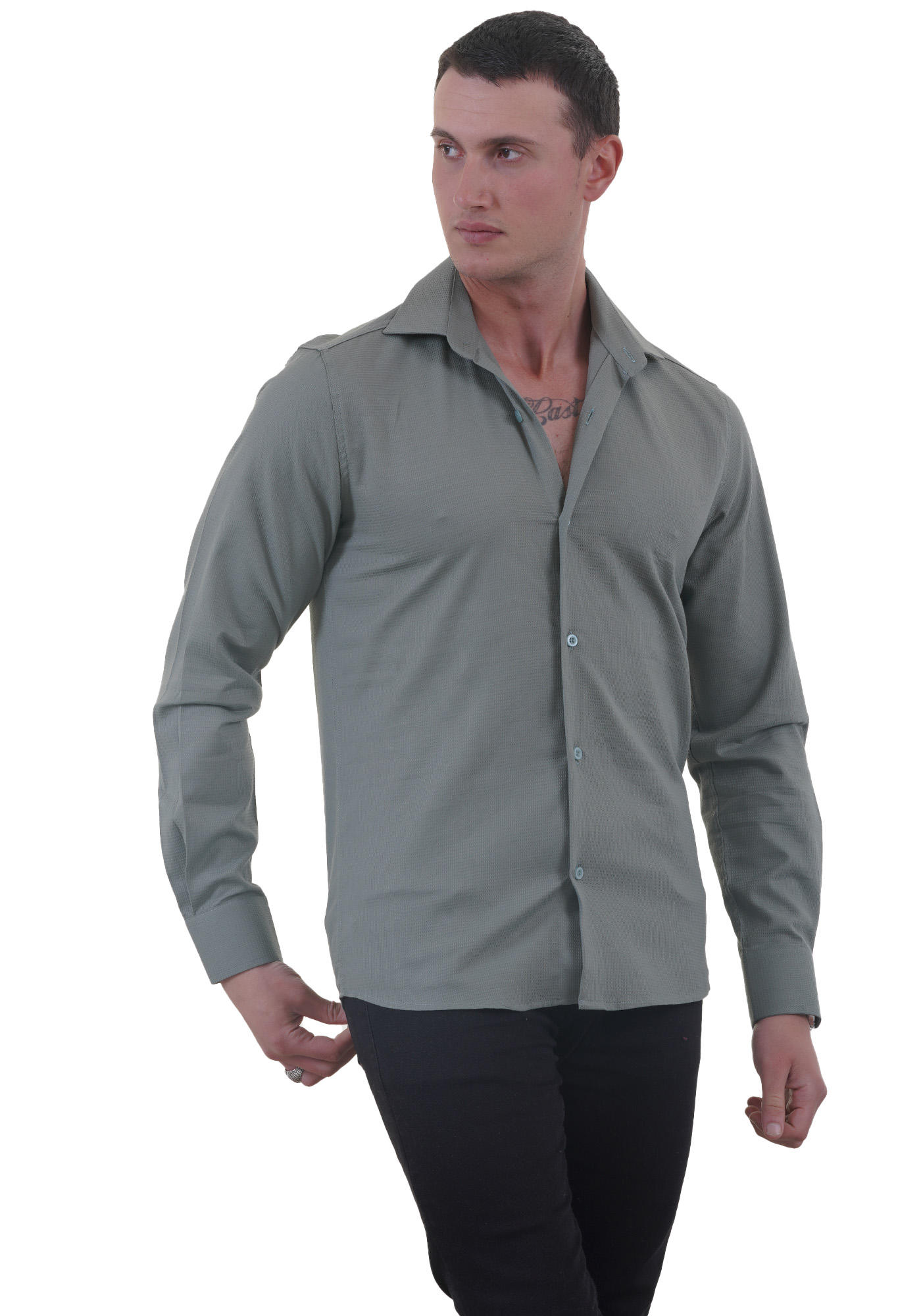 สีเขียว