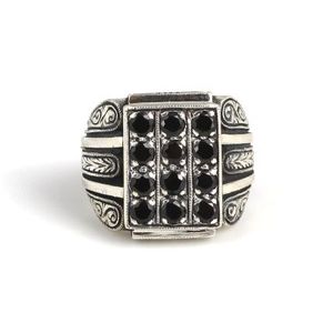Bague pour homme en rhodium plaqué or 14 carats avec pierre en zircon noir - Product Image 3