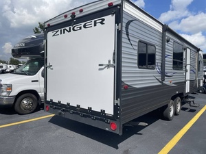 Camping-car mobile d'occasion 2017 Crossroads Zinger 288RR, camping-car de type tente, camping-car de toit, camion aménagé - Product Image 4