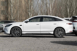 2025 sedán eléctrico de largo alcance 470 km EV Smart 4 puertas 5 asientos nuevo vehículo de energía coche automático para exportación - Product Image 2