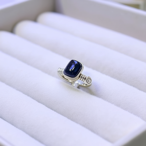 Stylish Silver Plated Fashion <b>Ring</b> with Dark Gemstone for Trendy Retail Resale - Product Image 3