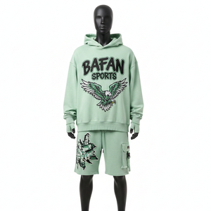 ชุดเซ็ตฮู้ดดี้และกางเกงขาสั้นผู้ชาย สีเขียวมิ้นท์ ผ้าคอตตอนโพลีฟลีซ พรีเมียม 320 GSM ปักลายเชนิลล์ พร้อมปักโลโก้ตามสั่ง - Product Image 1