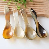 Ensemble de couverts durables faits à la main de qualité supérieure avec une longue poignée, cuillère et fourchette en corne polie, non toxique, écologique pour la salle à manger et les cadeaux