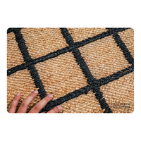 Boxy Rugs Strukturierter Plüsch-Juteteppich mit Kräftigen Schwarzen Linien, Modernes Interieur, Naturfaser, Rutschfest, Waschbar, Bodenmatte in Maßanfertigung, Großhandel