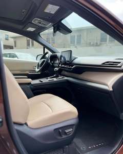 Toyota Sienna XLE d'occasion 2021 - Product Image 3