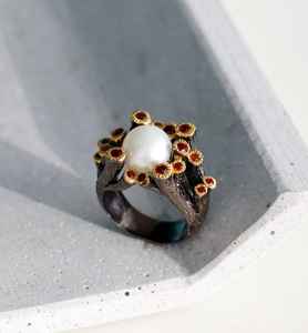 Bague pour Amoureux Perle d'Océan Branche d'Arbre Certifiée IGI en Argent Sterling, Alliance de Mariage de Luxe, Design Romantique Inspiré de la Nature, Beauté Délicate - Product Image 3