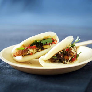 Platos Ecológicos de Hoja de Palma Areca de 7 Pulgadas para Comidas Rápidas, Platos Redondos Ecológicos para Cafeterías y Servicios de Catering - Product Image 1