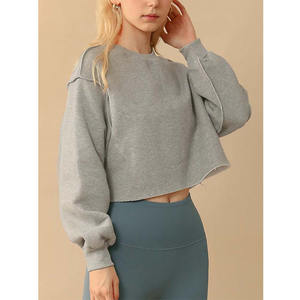 Jersey de mujer Crop Top Hoodies Top de fitness de manga larga Casual y sostenible con cuello forrado para ropa deportiva de invierno - Product Image 1