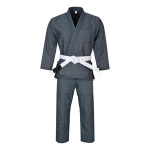 Kimono de BJJ au design moderne avec logo frontal, coupe confortable, tissu durable, séchage rapide, léger pour l'entraînement et les séances de sport - Product Image 4