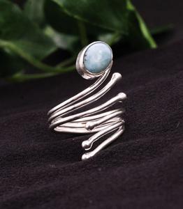 Anillo de piedras preciosas Larimar de plata 925, anillo de fiesta personalizado de diseñador ajustable para mujer para regalos y uso diario - Product Image 1