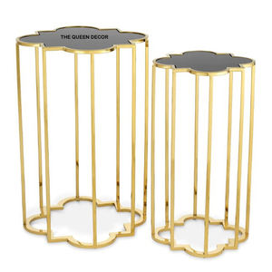 Table d'appoint classique en aluminium avec plateau en verre plaqué or au design unique pour la maison - Product Image 6