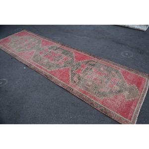 Alfombra de 3.4x12 pies, Alfombra Turca Vintage, Alfombra con Borde Rojo - Product Image 2
