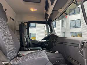 Camion lourd Mercedes-Benz AROCS 3246 8x4/4 Euro6 Diesel 2017, transmission automatique, conduite à gauche, 31-40T, caméra 360°, à vendre - Product Image 6