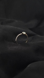 แหวนเพชรสำหรับผู้หญิงผลิตจากทอง14K 18K ที่ออกแบบได้เอง - Product Image 2