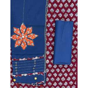 Conjunto de traje sin coser para mujer con dupatta artesanal, estampado a mano con bloques de barro, artesanía tradicional de artesanos indios. - Product Image 1
