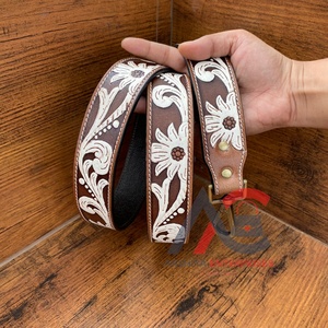 อะไหล่สายหนังวัวแท้ทำด้วยมือและสายรัดกล้องลายดอกไม้คุณภาพสูงพร้อมสแนปทองเหลืองโบราณ - Product Image 1