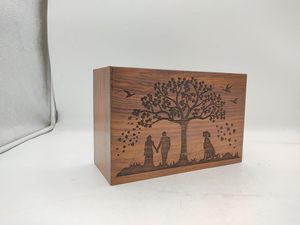 Urnes décoratives Urne en bois Boîte de rangement pour cendres Mouvement amoureux Grande urne Crémation personnalisée pour cendres Fabriquée à la main en palissandre - Product Image 5