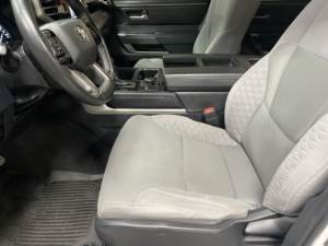 Toyota Tundra 4WD SR5 2023 Usada en Buen Estado - Product Image 4