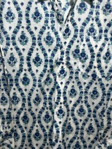 Chemise décontractée en coton imprimé à la main pour homme, élégante et tendance |   Collection de chemises à manches longues 100% coton à motifs floraux - Product Image 4