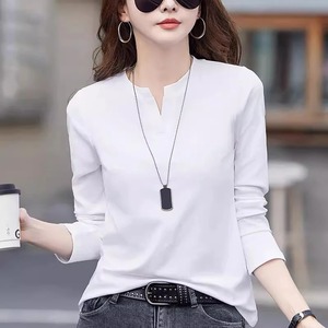 2025 T-Shirt à manches longues respirant pour femmes à la mode vin rouge pur coton grande taille col en v coupe ajustée pour le printemps et l'automne - Product Image 4