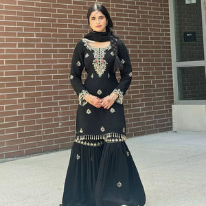 Conjunto de ropa de fiesta informal de diseñador, conjunto de Sharara Dupatta con Secuencia de bordado pesado, piel sintética hecha para mayor comodidad para el uso diario - Product Image 2