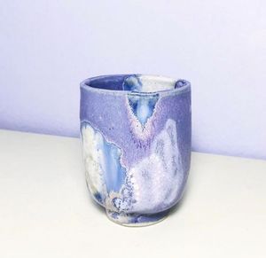 EXPLORE Texture de résine de cruche d'eau en résine de polyester de conception classique avec le motif de tourbillon d'abricot d'Aqua pour des cadeaux de Noël de cuisine - Product Image 1