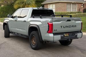 รถยนต์โตโยต้า ทันดรา ลิมิเต็ด ครูว์แม็กซ์ 4x4 ปี 2022 มือสอง สภาพดี - Product Image 2