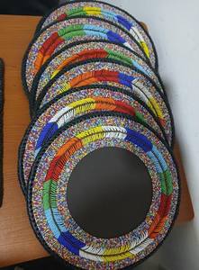 3 Sets de table en perles faits à la main avec décoration de table à manger élégante en cuir, perles africaines, cadeau unique pour la maison. - Product Image 6