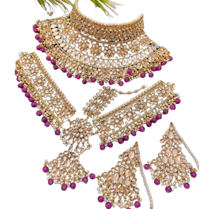 Bijoux de style magnifique 2024 pour femmes, style indien Bollywood, ensemble complet de bijoux de mariage traditionnels, disponible à la vente - Product Image 3