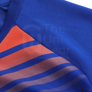 Meilleures ventes : Maillots et shorts de football personnalisés, respirants, légers, 100 % polyester, vente en gros depuis le Pakistan - Product Image 3