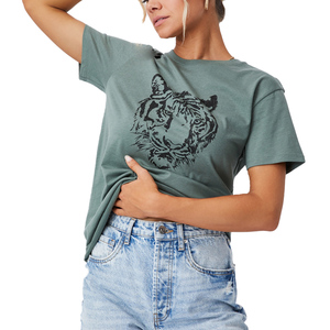 Camiseta 100% de algodón con Logo personalizado para mujer, camiseta en blanco con impresión de 180gsm, venta al por mayor - Product Image 2