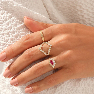 แหวนเพชรโมอิสซาไนต์ทรงกลมคลาสสิกทองคำ 10K แท้ สำหรับผู้หญิง เหมาะสำหรับงานแต่งงาน งานหมั้น งานฉลองครบรอบ เป็นของขวัญสุดพิเศษ - Product Image 6