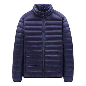 Veste matelassée ultra-fine 50 % pliable, imperméable et respirante avec capuche pour homme, légère, idéale pour l'extérieur – Vente en gros personnalisée - Product Image 4