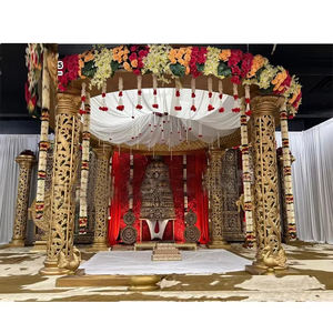 Mandap doré glorifiant pour les mariages canadiens Superbe mandap de mariage rond sculpté en or Mandap doré pour mariage traditionnel - Product Image 1