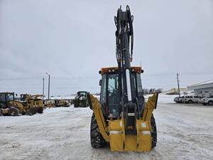 รถตักล้อยาง John Deere 410 P-TIER ดีเซล ปี 2024 พร้อมปั๊ม MOOG ประสิทธิภาพสูง และรถตักล้อยางแบบสกิดสเตียร์ - Product Image 6