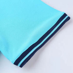 Uniforme de football personnalisé de haute qualité, à prix avantageux, en polyester 100%, séchage rapide, durable, couleur personnalisée pour adultes - Product Image 4