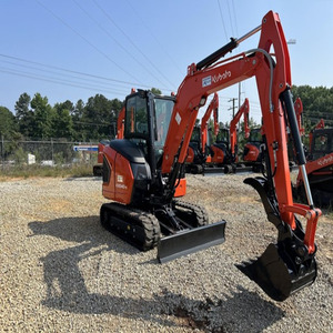 Mini-excavatrice Kubota compacte sur chenilles, excavatrice hydraulique avec godet pour la construction | Kubota KX040-5 2025 à vendre - Product Image 2