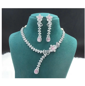 Collier et boucles d'oreilles en laiton style classique diamant américain Ensemble de bijoux pour femmes pour les fêtes Cadeaux Occasions spéciales - Product Image 2