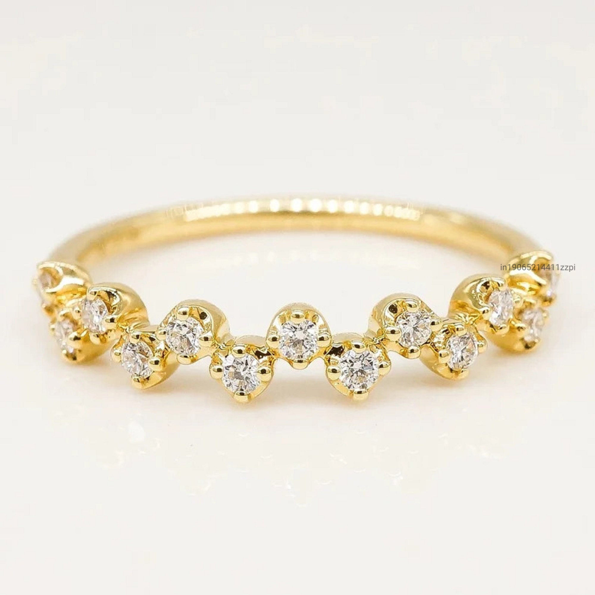 สีเหลืองทอง