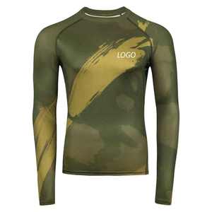 Rashguard de compression respirant multicolores léger pour la salle de sport - Product Image 1