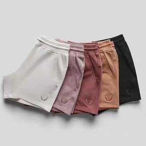 Short de sport d'été de marque pour hommes Pantalon de jogging en coton de taille moyenne Logo brodé pour la course à pied et le fitness solide - Product Image 4
