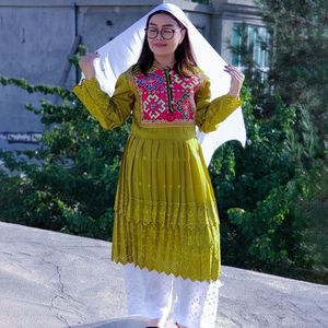 Robe afghane originale pour femmes 2025 Robe KUCHI afghane de haute qualité pour femmes au meilleur prix - Product Image 3