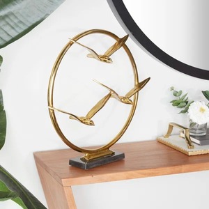 Objet de table noir de qualité supérieure, ajoute une finition de haute qualité, un charme contemporain audacieux et une présence décorative luxueuse - Product Image 3